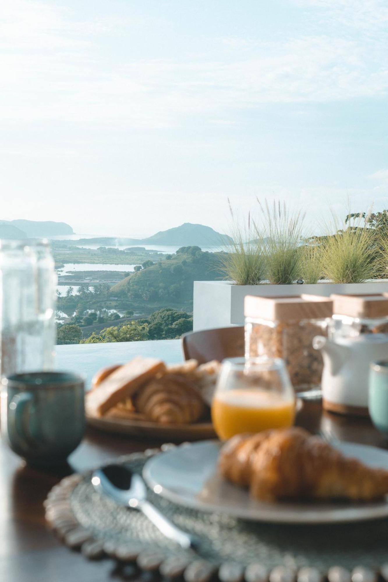 Luxury Ocean View Villas With Private Cook And Free Gym Membership Kuta  Habitación foto